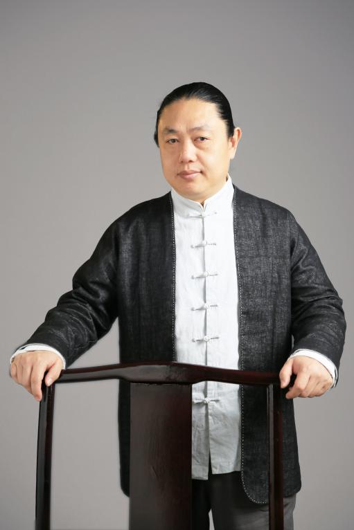 其中教授1人